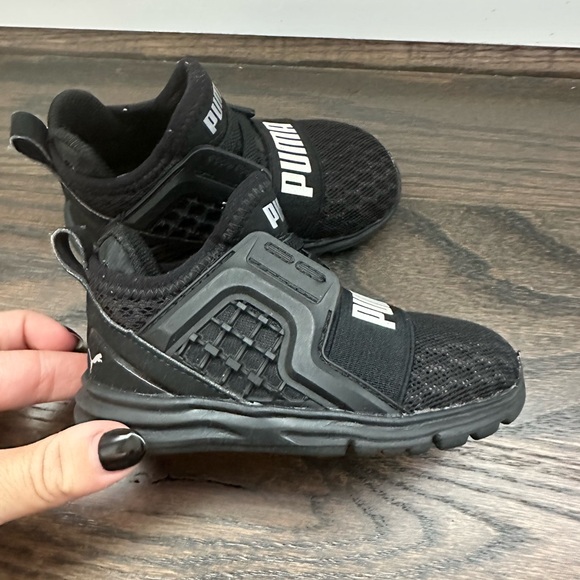 Infant Black PUMA Ignite Limitless Sneakers - Picture 1 of 8